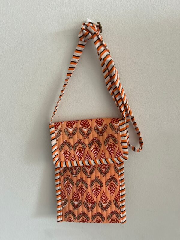 FUNDA MOVIL