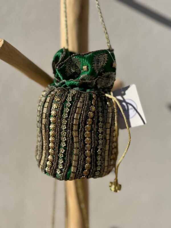 BOMBONERA VERDE