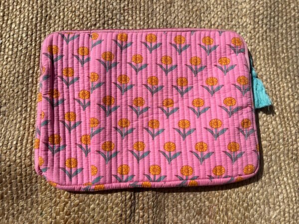 FUNDA DE PORTATIL ROSA
