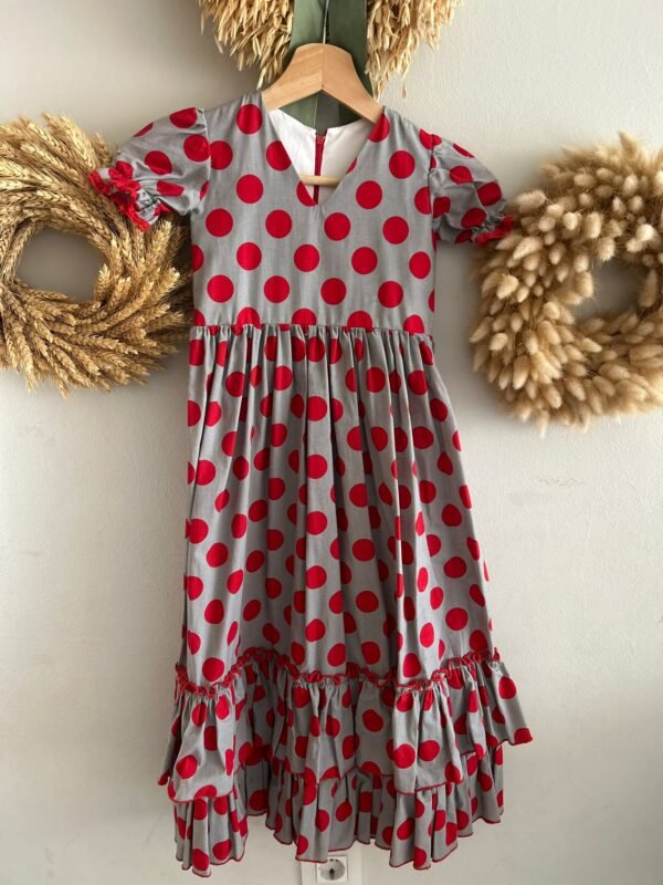 TRAJE DE FLAMENCA GRIS LUNAR ROJO