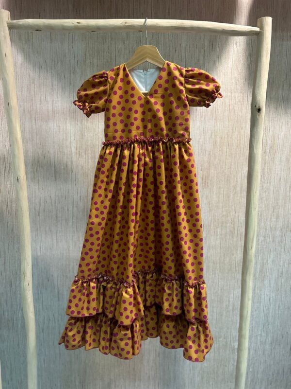 TRAJE NIÑA ALBERO Y BUGANVILLA