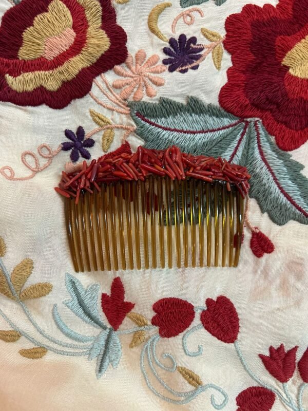 PEINECILLO DE CORAL EUGENIA